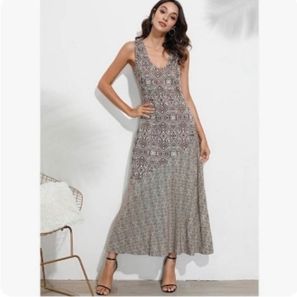 Soft Surroundings Dresses & Skirts - Soft Surrounding Tulum Sleeveless Jersey Maxi Tank Dress M Geo Print Lagenlook